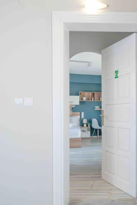 Penthouse Studio In Centre With Seaview Ηράκλειο Κρήτης Εξωτερικό φωτογραφία